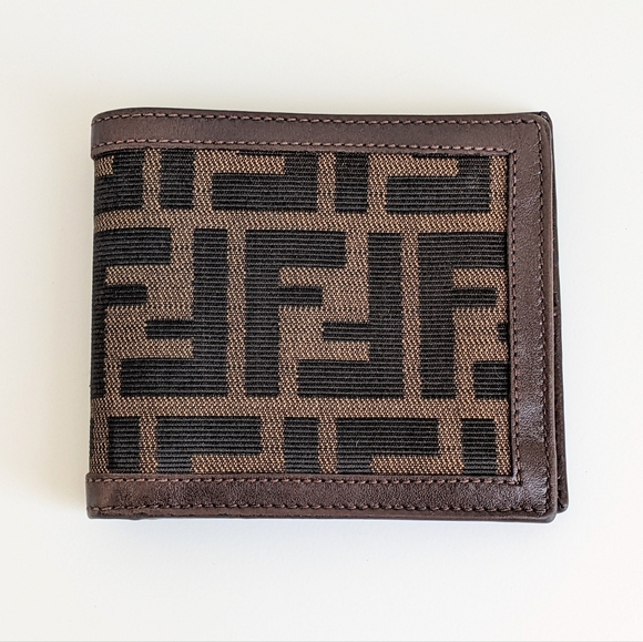 Fendi Other - LIVE SHOW ITEM 💥 Fendi Zucca wallet